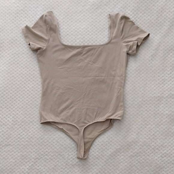 Express Body Contour Bodysuit - Picture 5 of 6